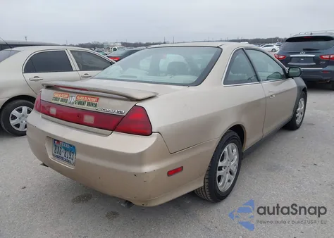 2002 Honda Accord 3.0 Ex z USA, uszkodzony, nr VIN 1HGCG225X2A028481